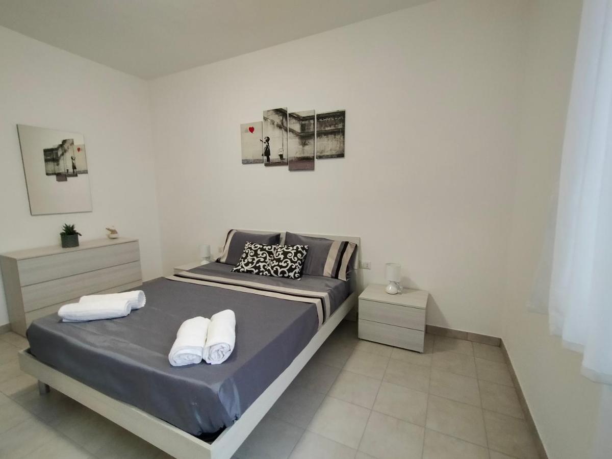 Holiday House Chiara SantʼAntìoco Εξωτερικό φωτογραφία