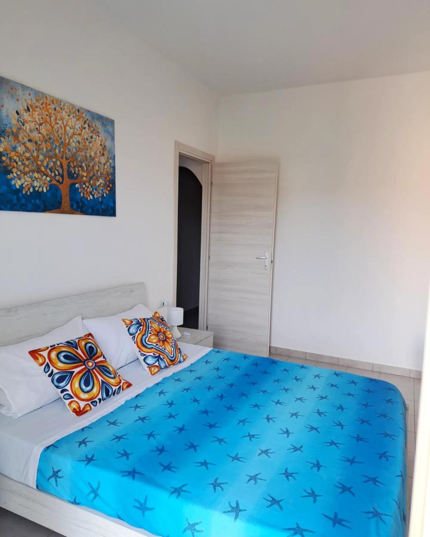 Holiday House Chiara SantʼAntìoco Εξωτερικό φωτογραφία